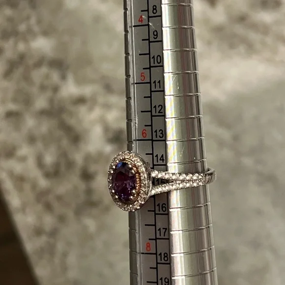 Beautiful Sterling Silver and Rose Gold Amethyst Ring. 💜 - Picture 4 of 9
